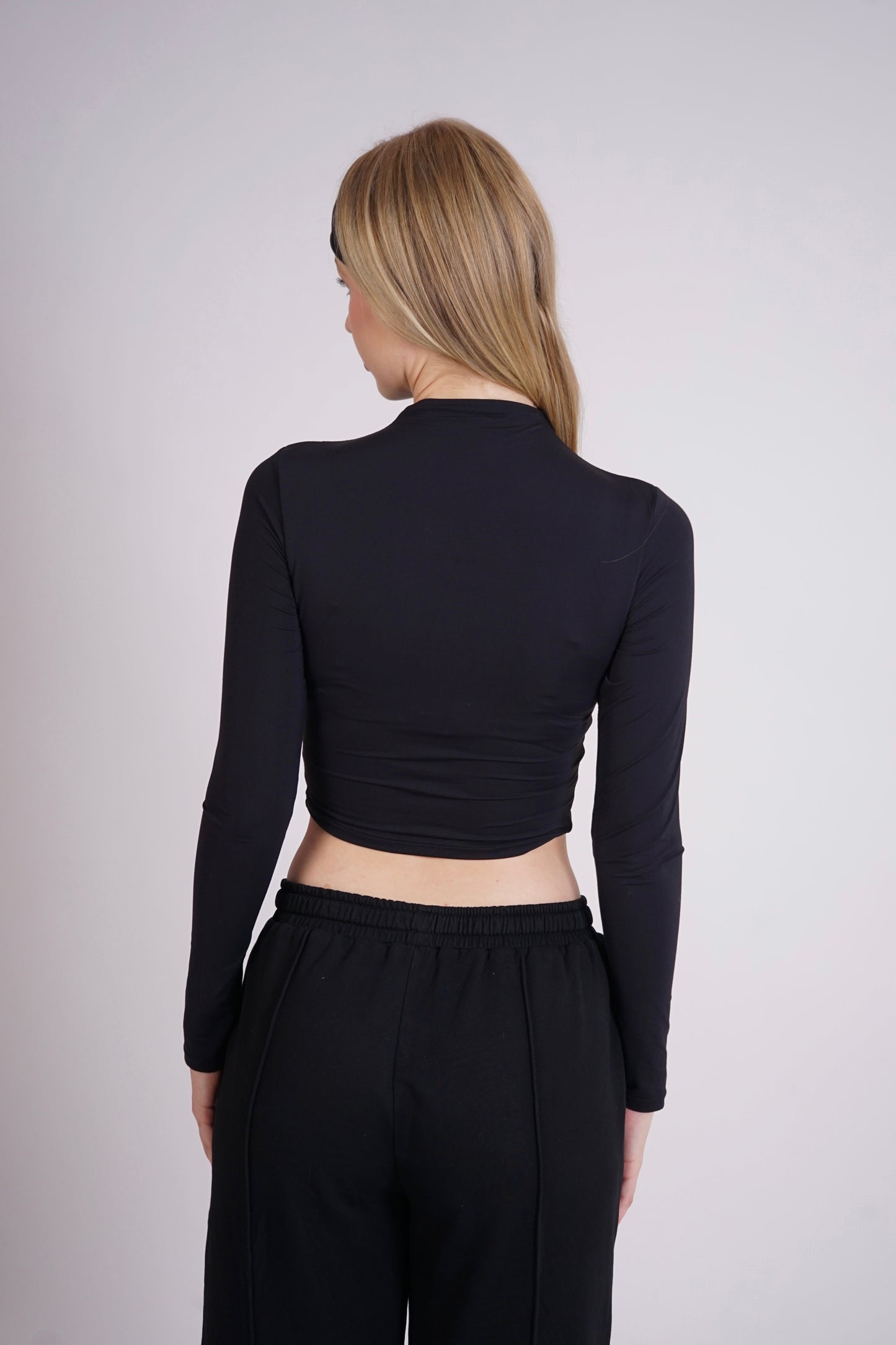 TONE Cropped top Černý